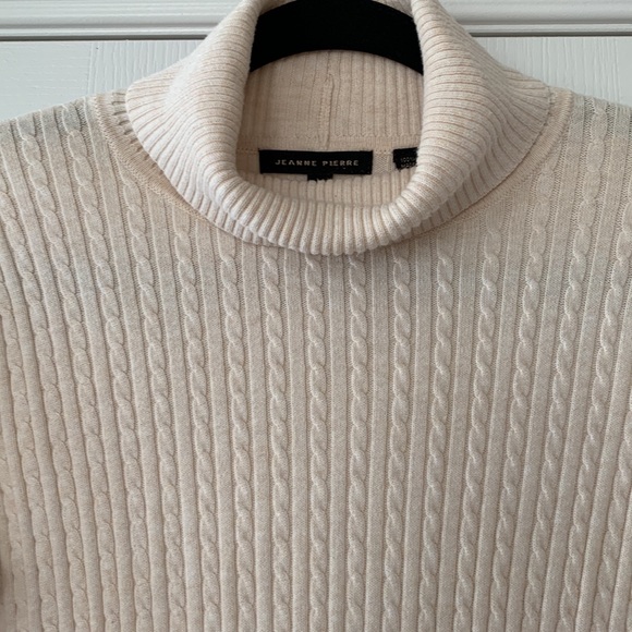 NWOT Jeanne Pierre sweater - Picture 3 of 8